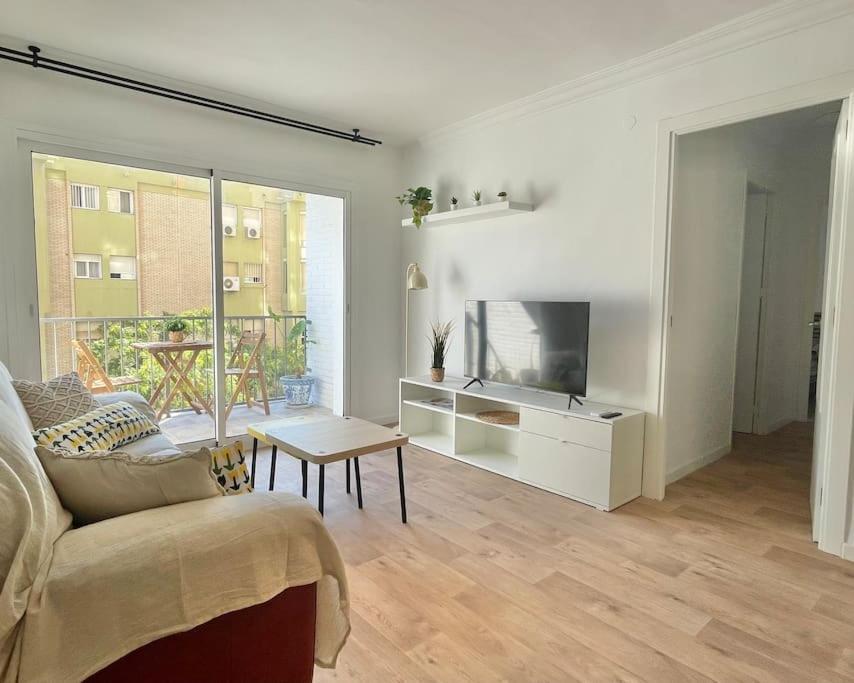 3 Habitaciones, Terraza Y A 200 Metros De La Playa Málaga Dış mekan fotoğraf
