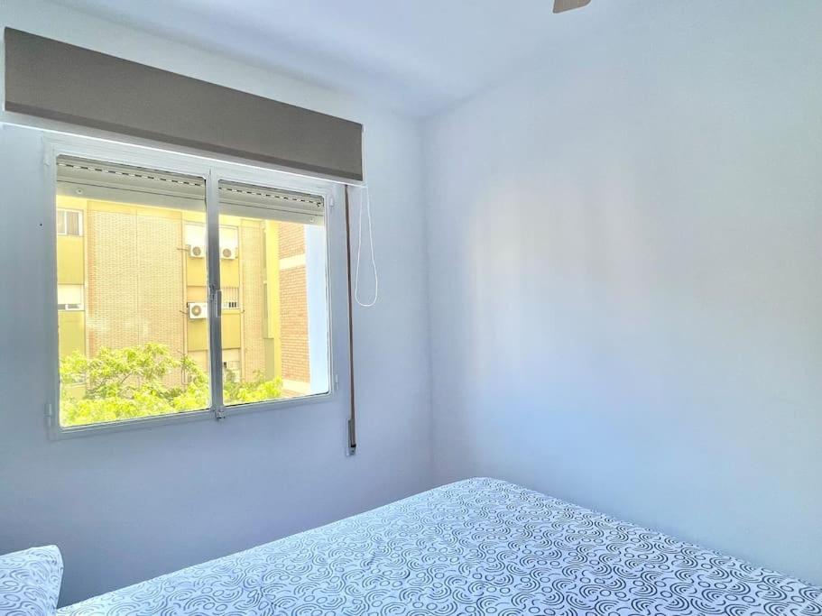 3 Habitaciones, Terraza Y A 200 Metros De La Playa Málaga Dış mekan fotoğraf
