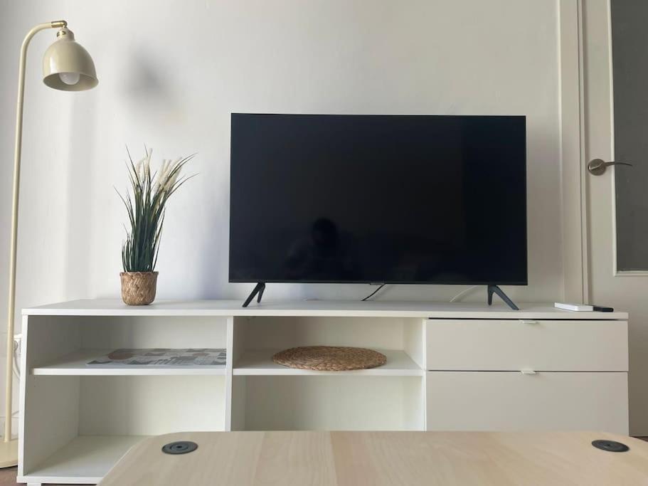 3 Habitaciones, Terraza Y A 200 Metros De La Playa Málaga Dış mekan fotoğraf