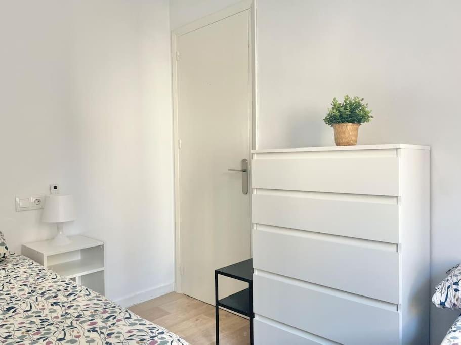 3 Habitaciones, Terraza Y A 200 Metros De La Playa Málaga Dış mekan fotoğraf