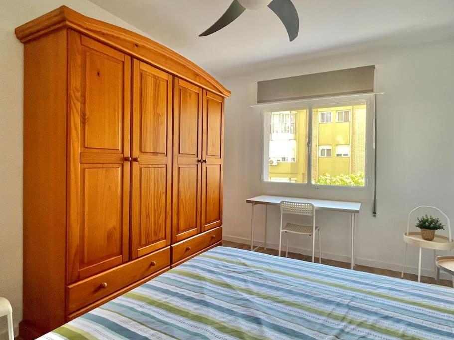 3 Habitaciones, Terraza Y A 200 Metros De La Playa Málaga Dış mekan fotoğraf