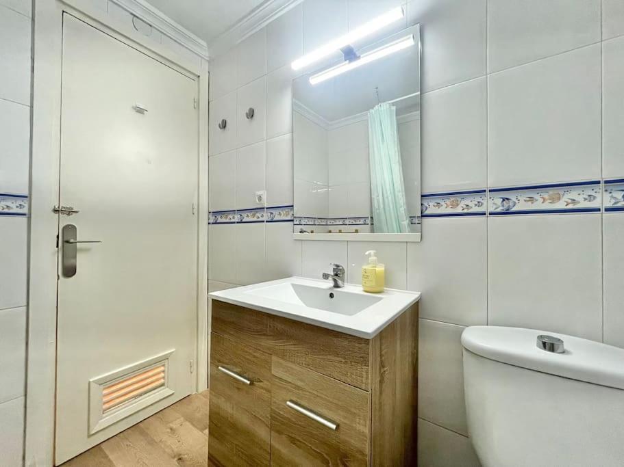 3 Habitaciones, Terraza Y A 200 Metros De La Playa Málaga Dış mekan fotoğraf