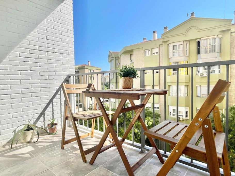 3 Habitaciones, Terraza Y A 200 Metros De La Playa Málaga Dış mekan fotoğraf